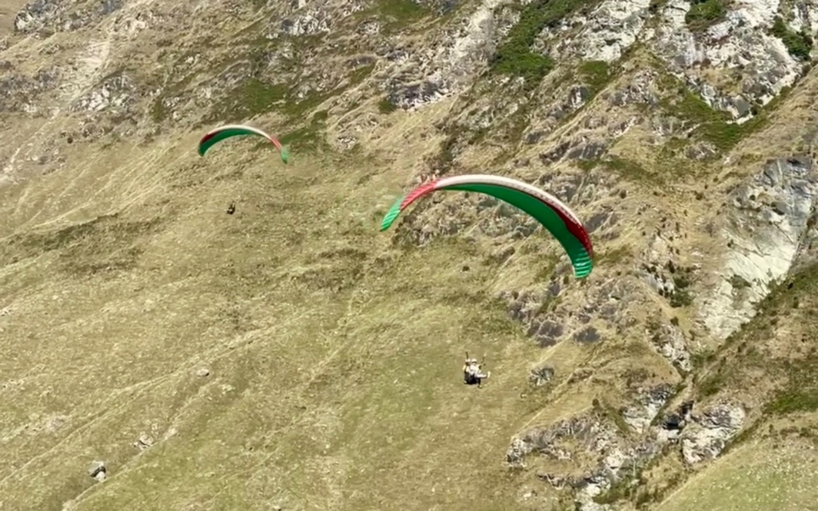 Paraglide from Treble Cone